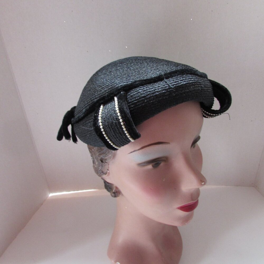 SALE Sweet 1950 Era Black Topper Hat Velvet Bows Faux Pearl Tabs